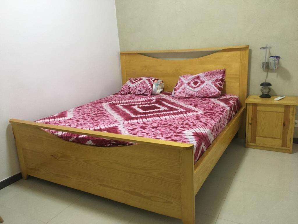 Saly - Villa Kage 6 Chambres -Clim-Wifi-Eau Chaude-Billard-Babyfoot-Ping Pong-Canal - Electricite Non Comprise ภายนอก รูปภาพ