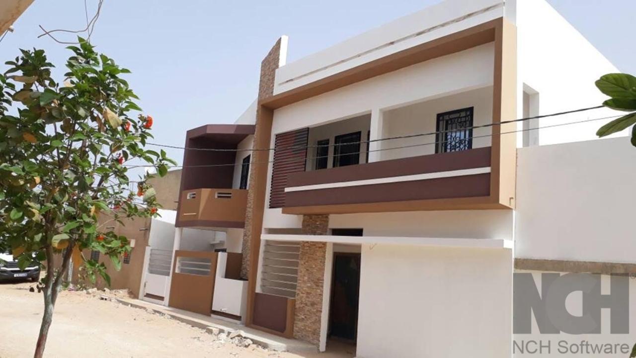Saly - Villa Kage 6 Chambres -Clim-Wifi-Eau Chaude-Billard-Babyfoot-Ping Pong-Canal - Electricite Non Comprise ภายนอก รูปภาพ