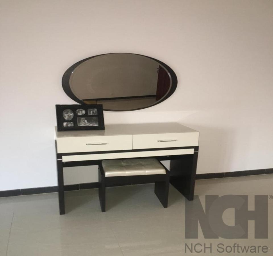 Saly - Villa Kage 6 Chambres -Clim-Wifi-Eau Chaude-Billard-Babyfoot-Ping Pong-Canal - Electricite Non Comprise ภายนอก รูปภาพ